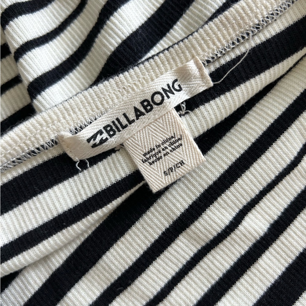 Billabong bodysuit with tie back